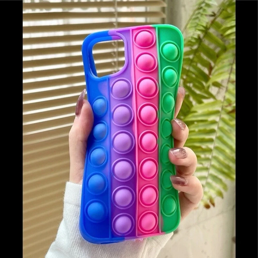 NWT- IPhone 12 & 12 Pro Case Poplt Fidget Bubble Push Pop It